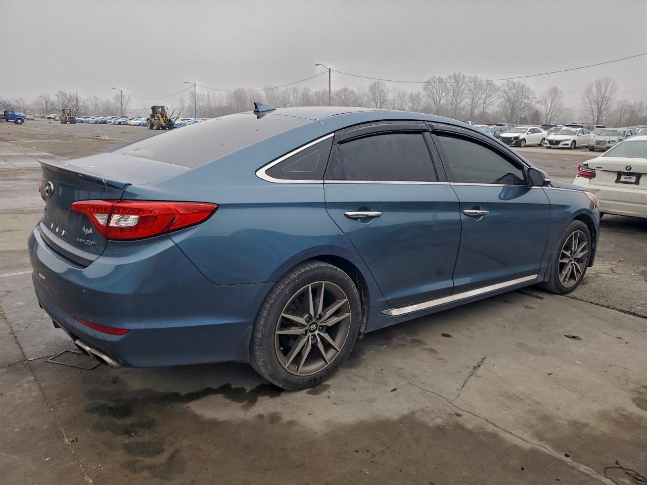 2015 HYUNDAI SONATA SPORT photo 3
