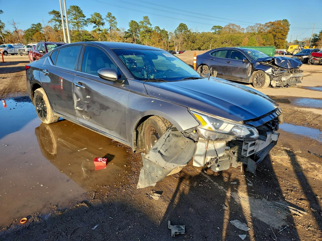 2019 NISSAN ALTIMA S photo 4