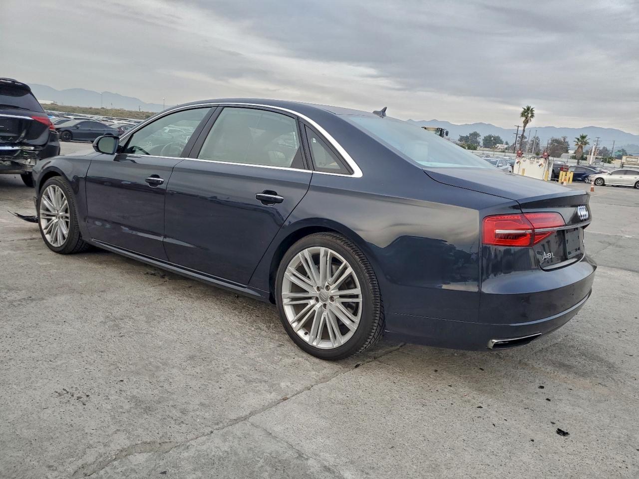 2017 AUDI A8 L QUATTRO photo 2