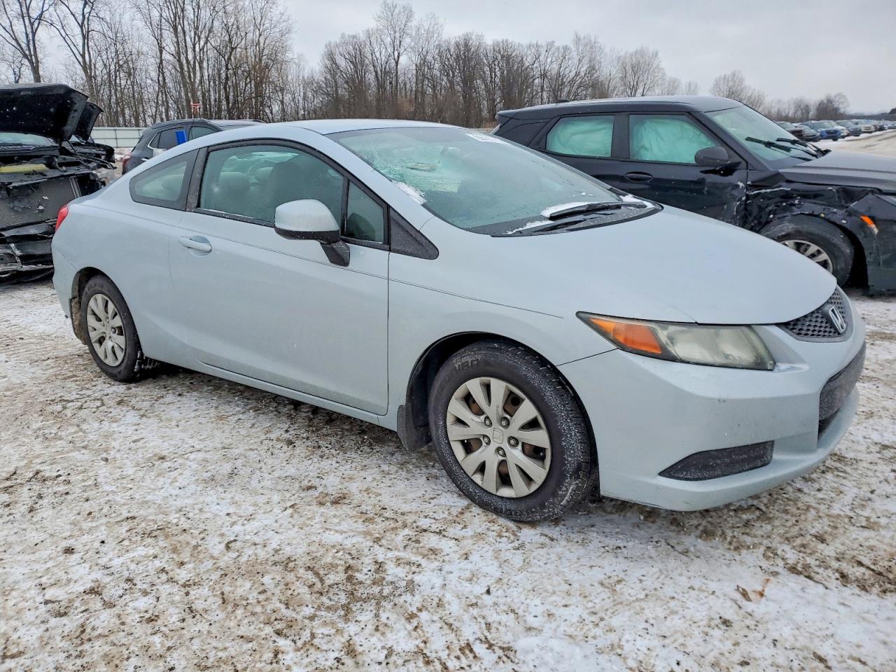 2012 HONDA CIVIC LX photo 4