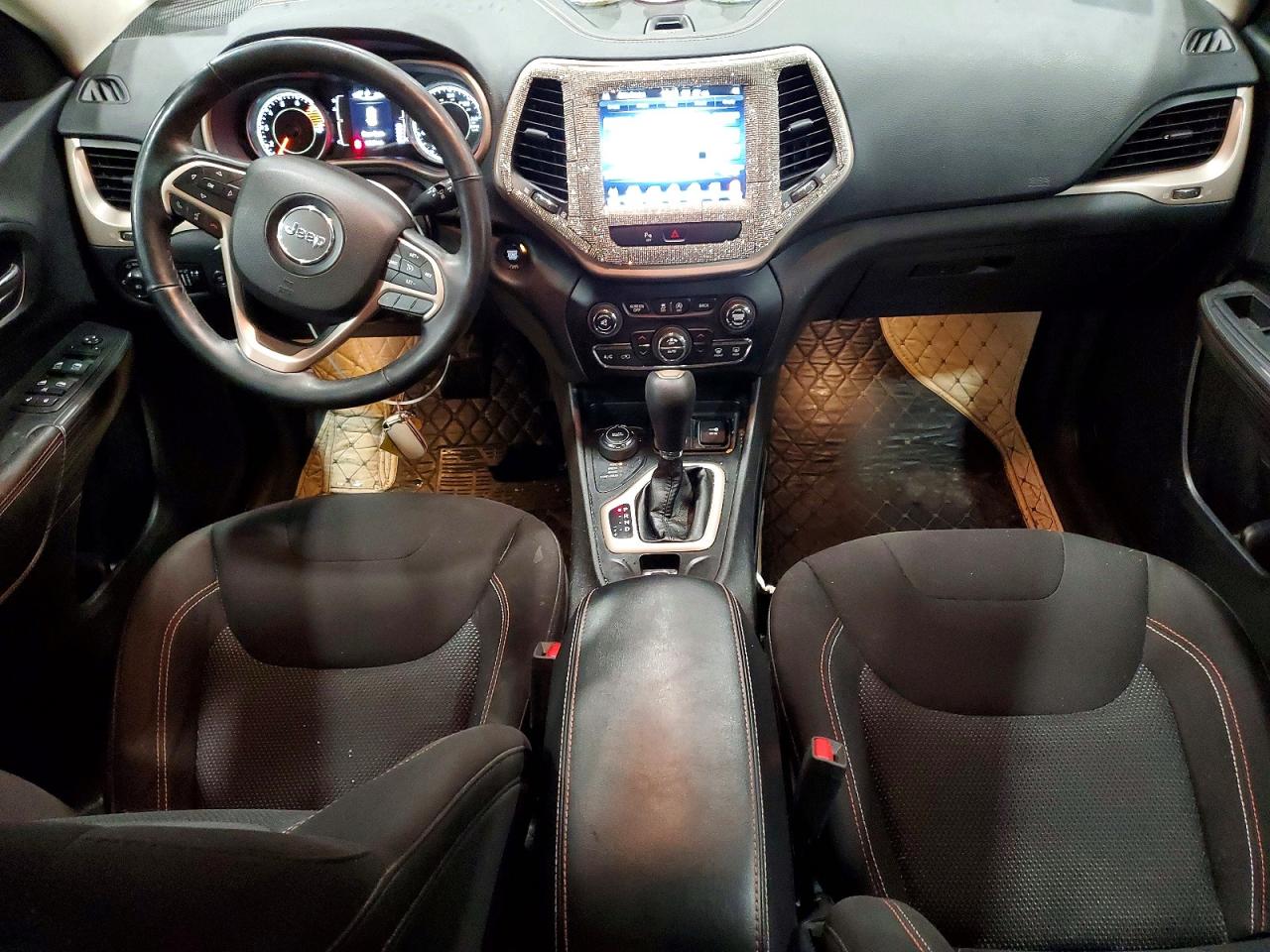 2017 JEEP CHEROKEE LATITUDE photo 15