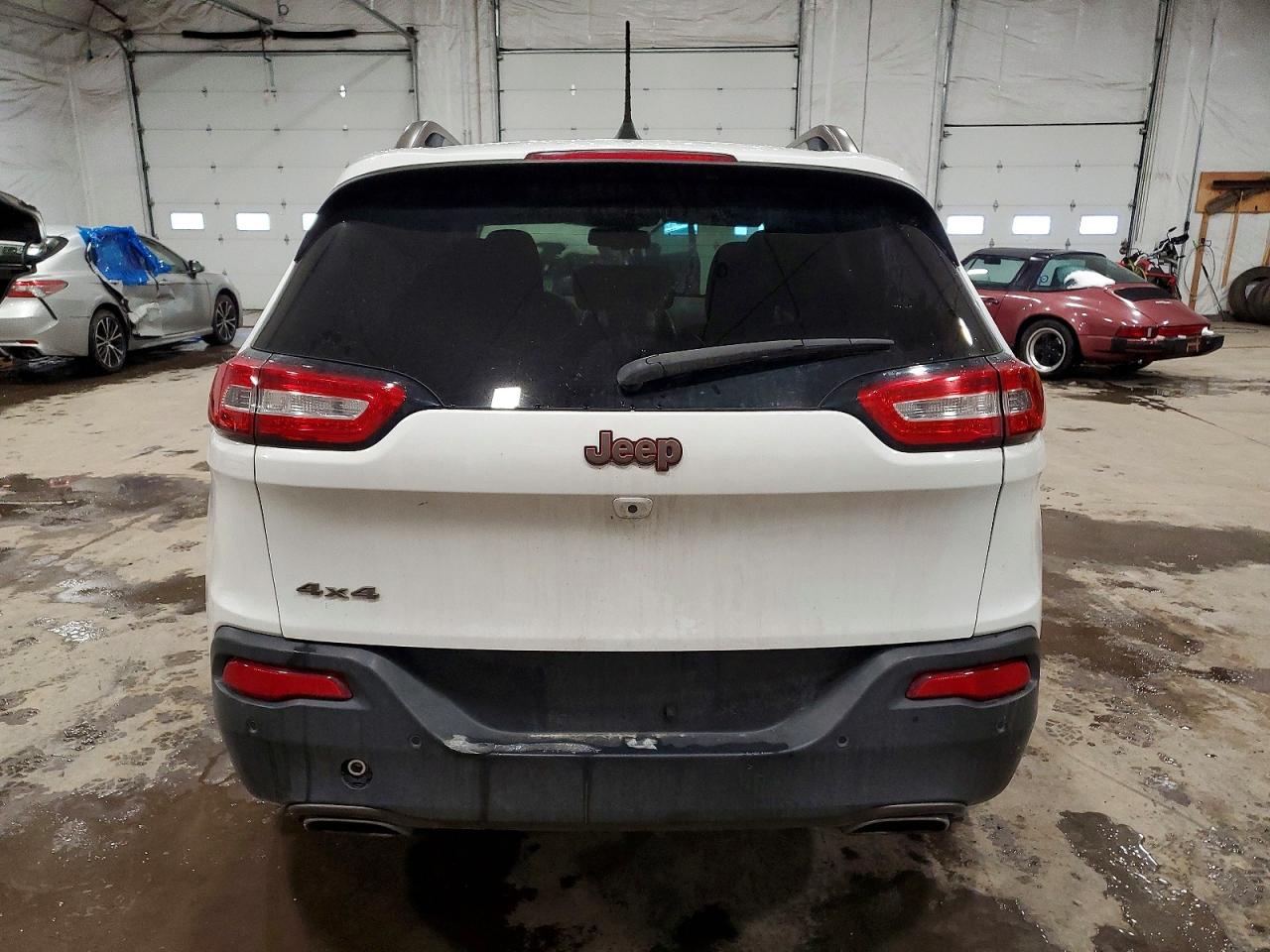 2017 JEEP CHEROKEE LATITUDE photo 11