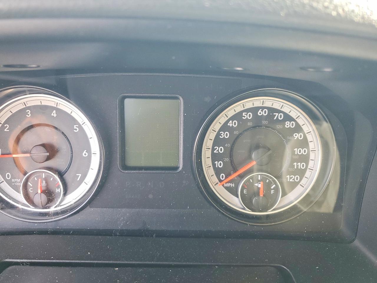 2015 RAM 1500 SLT photo 25