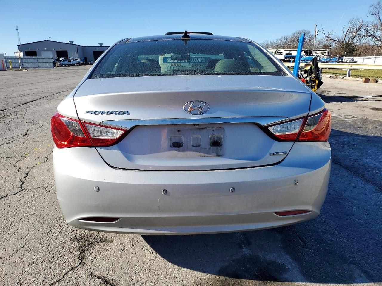 2012 HYUNDAI SONATA SE photo 6