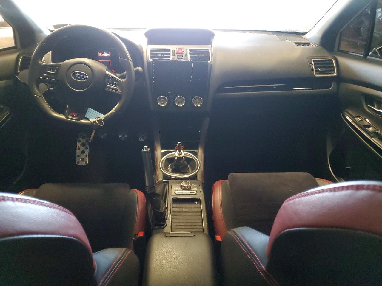 2019 SUBARU WRX STI photo 8