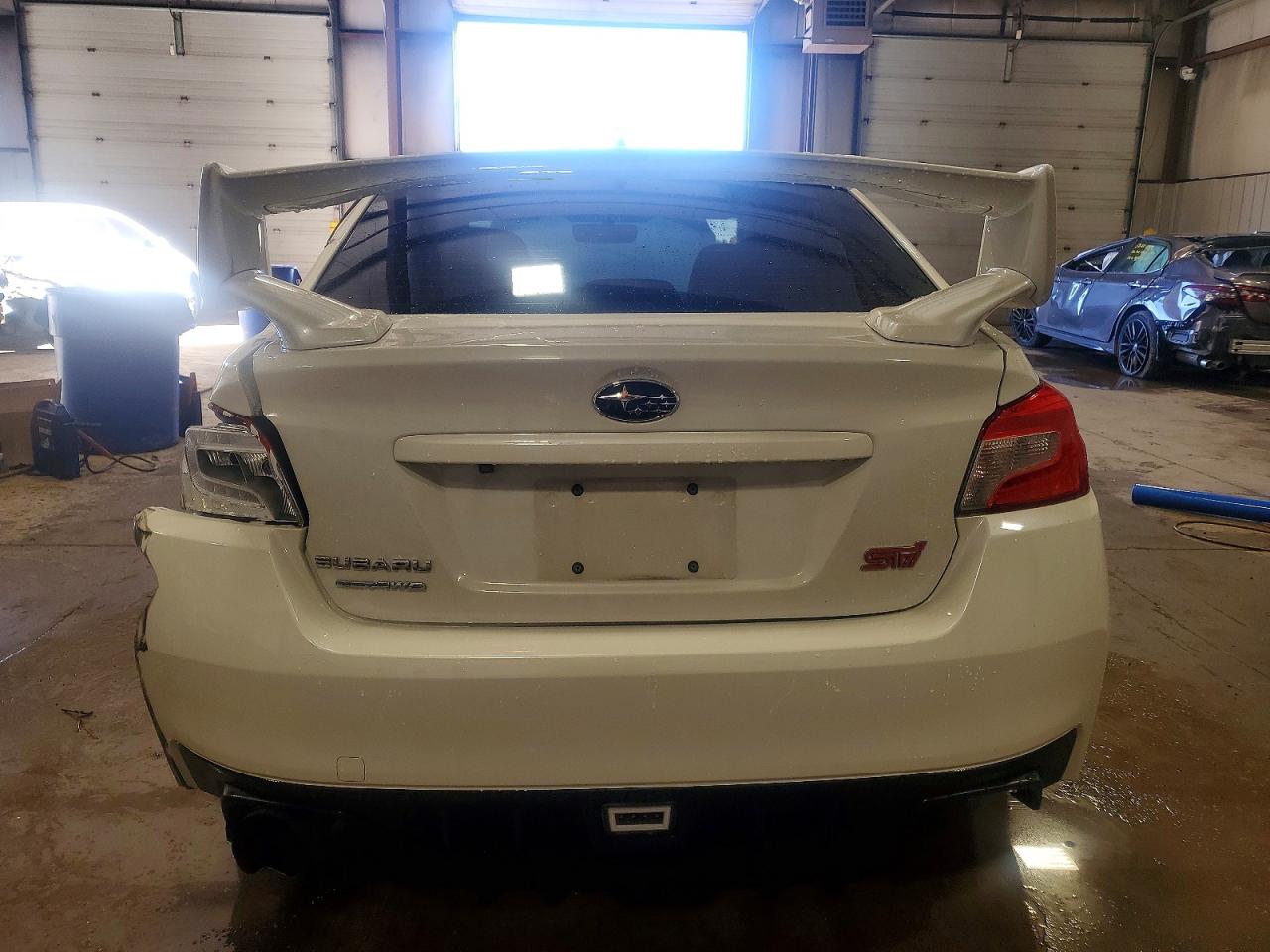 2019 SUBARU WRX STI photo 6