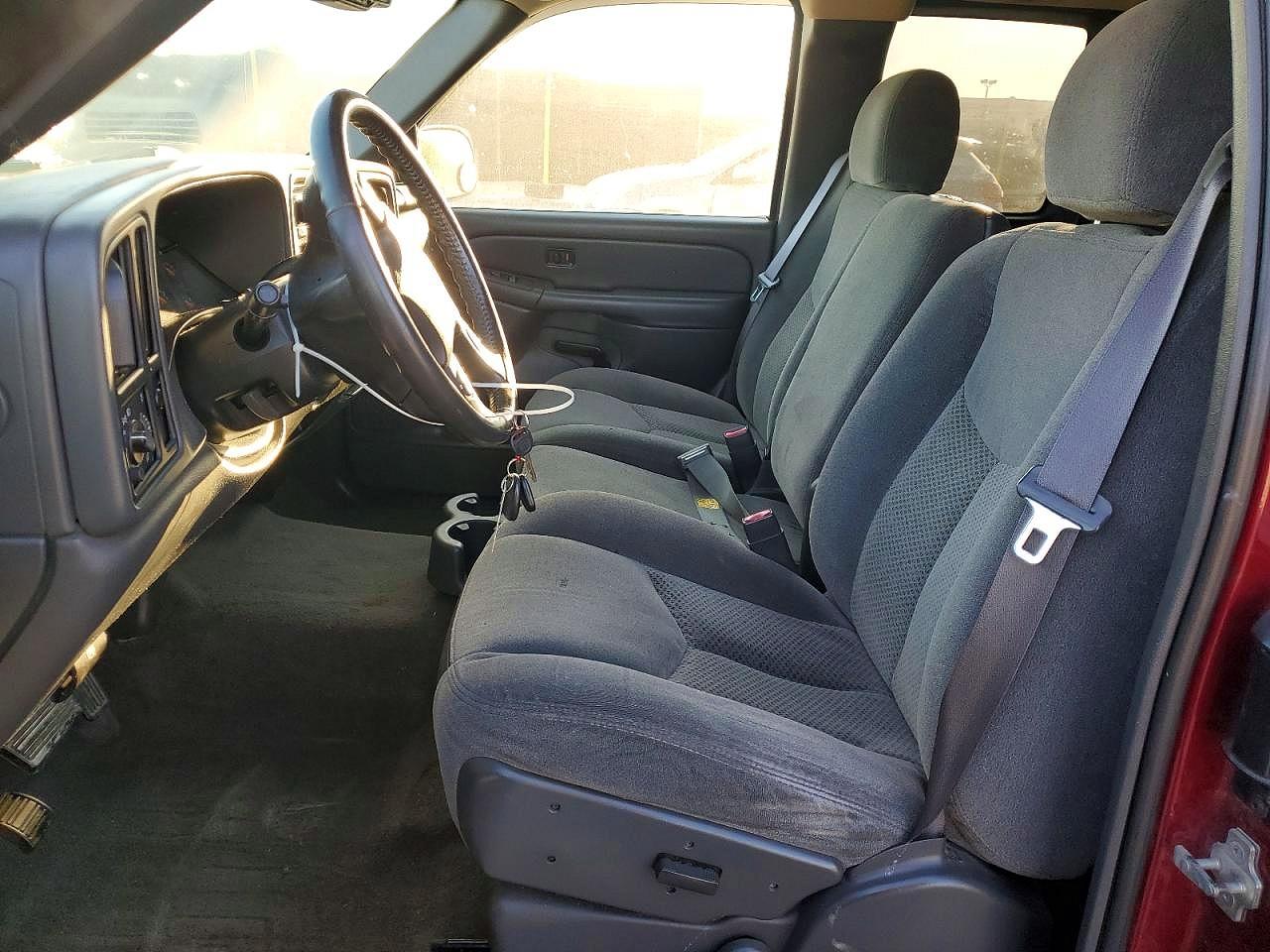 2005 CHEVROLET SILVERADO C1500 photo 7