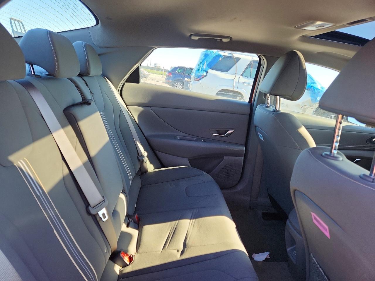 2025 HYUNDAI ELANTRA SEL photo 10