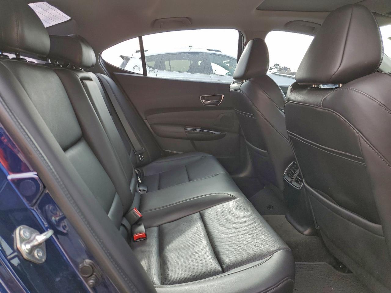 2018 ACURA TLX TECH photo 10