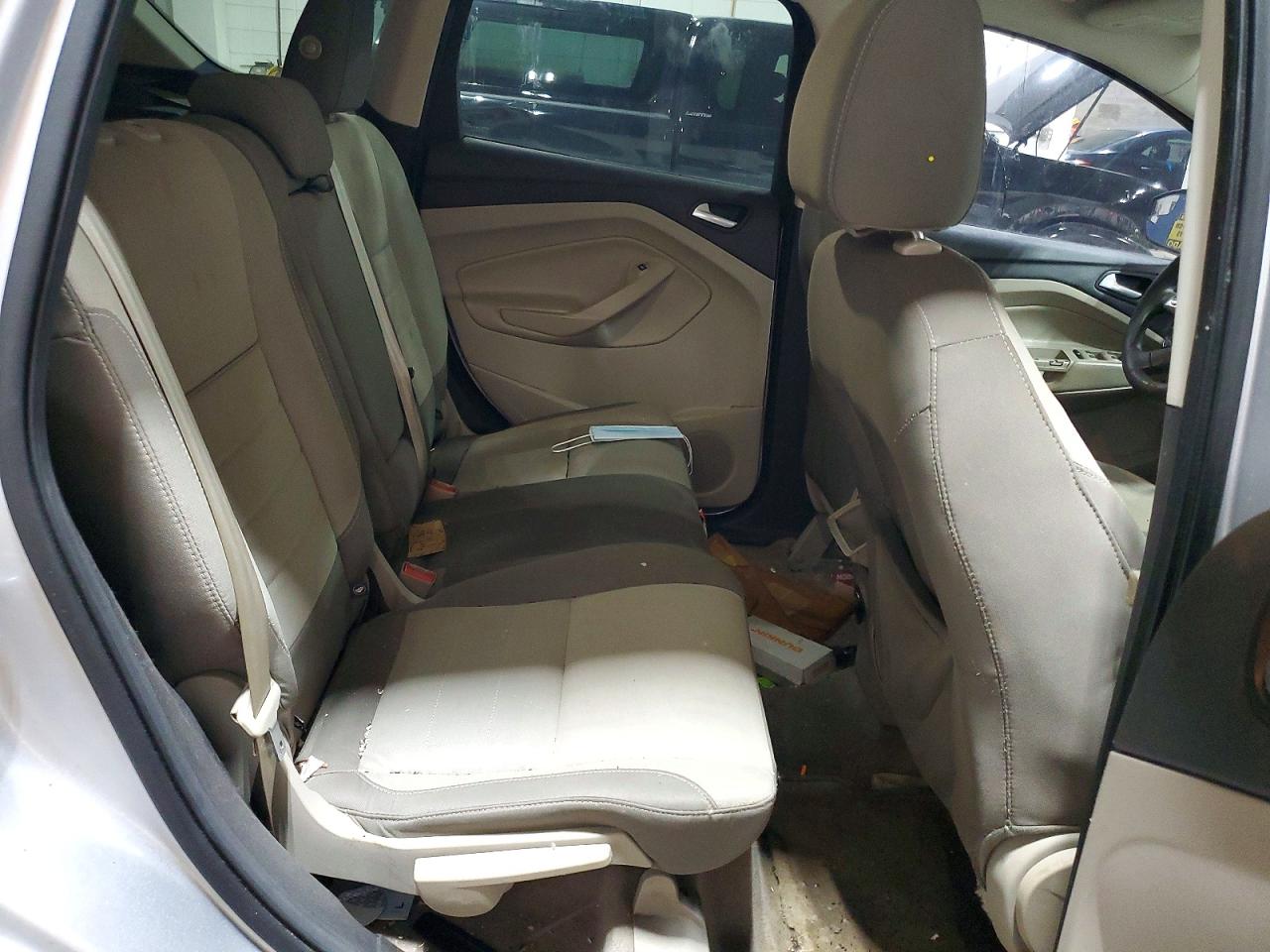 2015 FORD ESCAPE SE photo 21