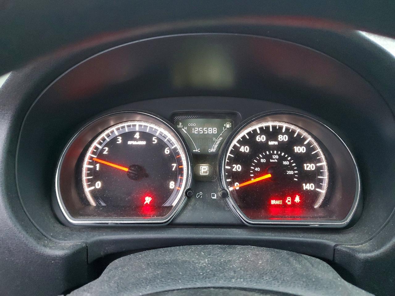 2019 NISSAN VERSA S photo 9