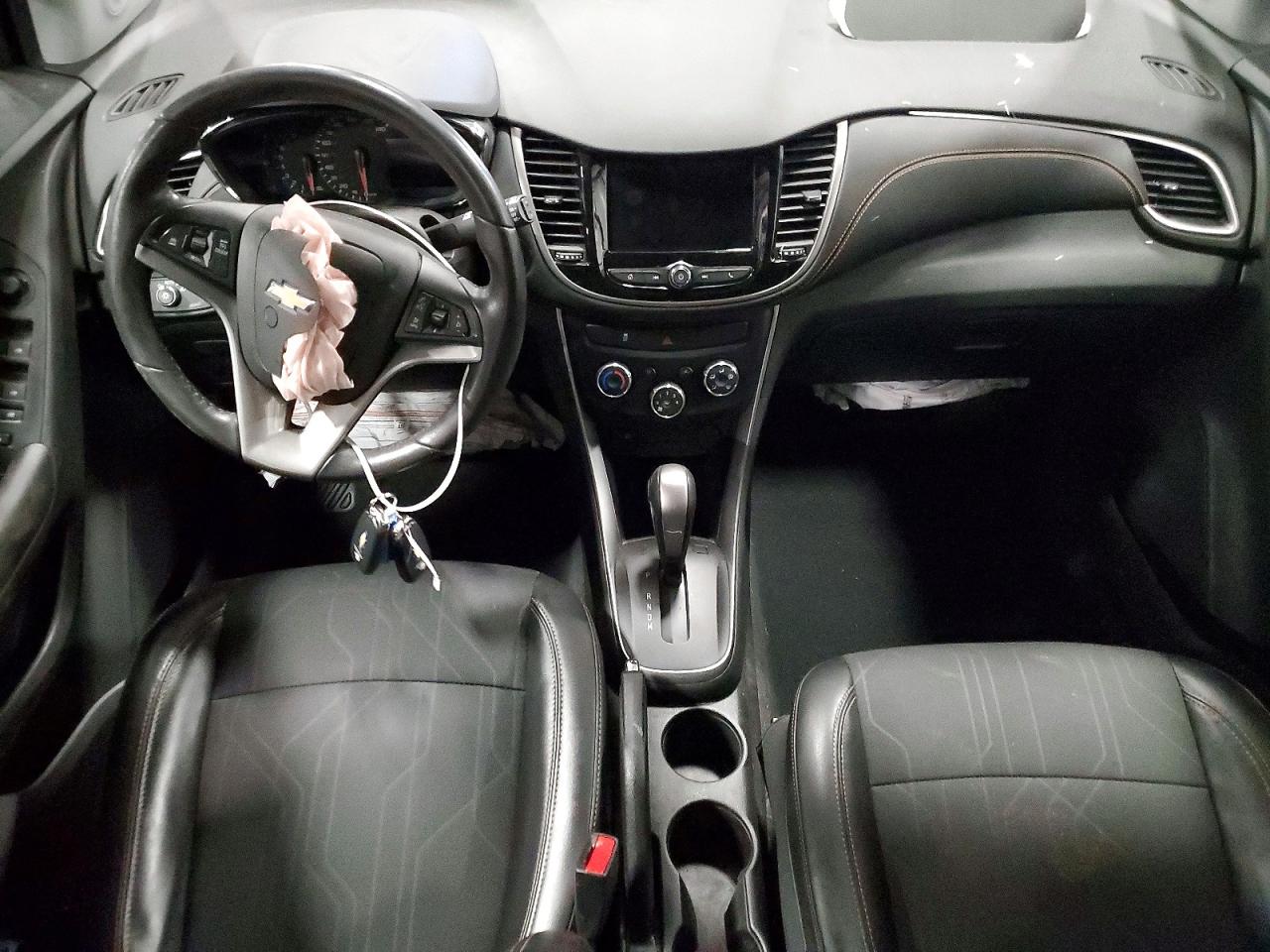 2020 CHEVROLET TRAX 1LT photo 8