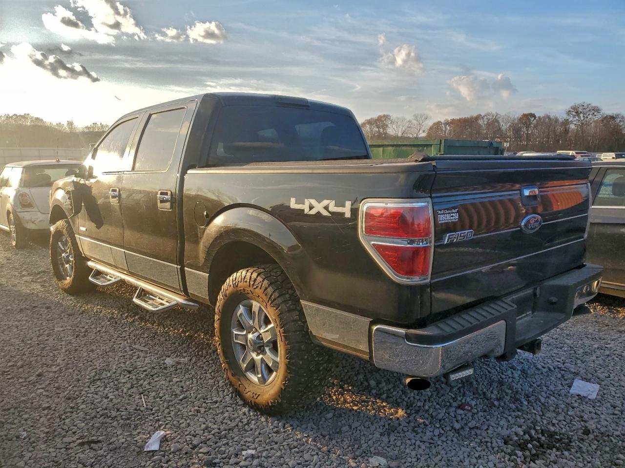 2014 FORD F150 SUPERCREW photo 2