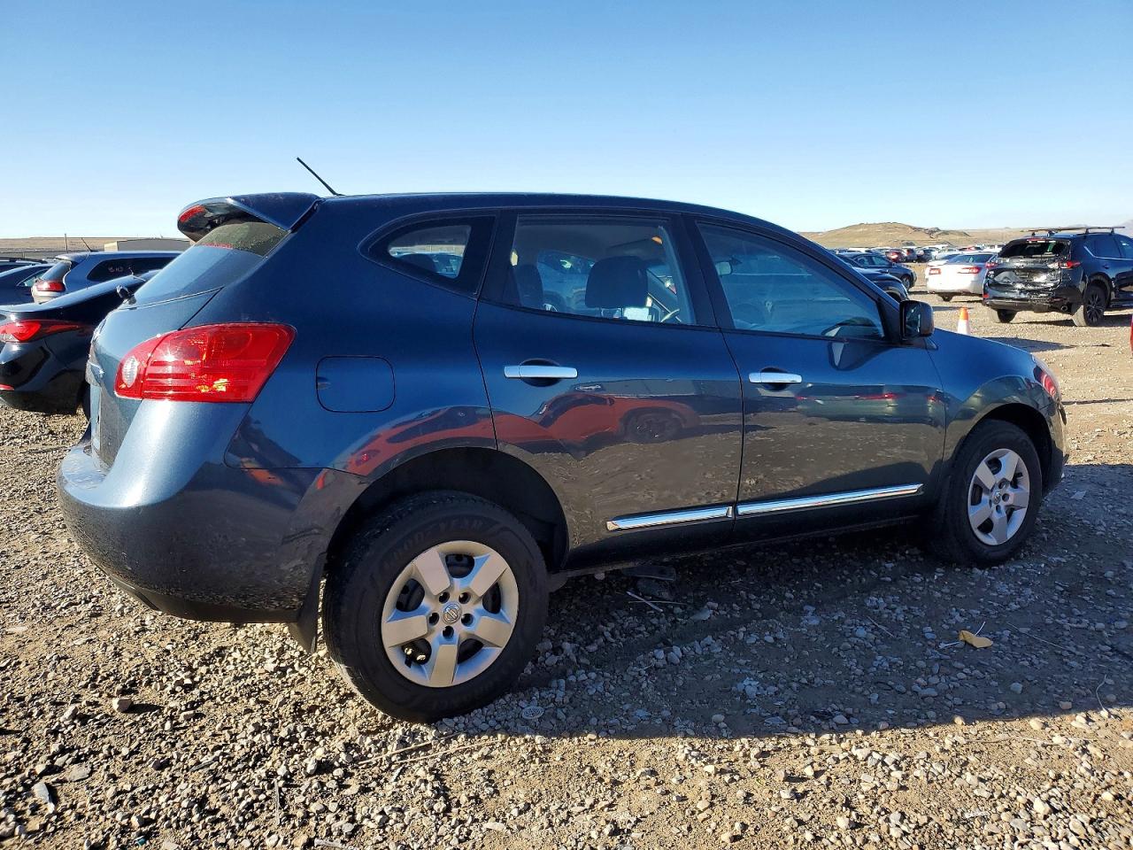 2013 NISSAN ROGUE S photo 3