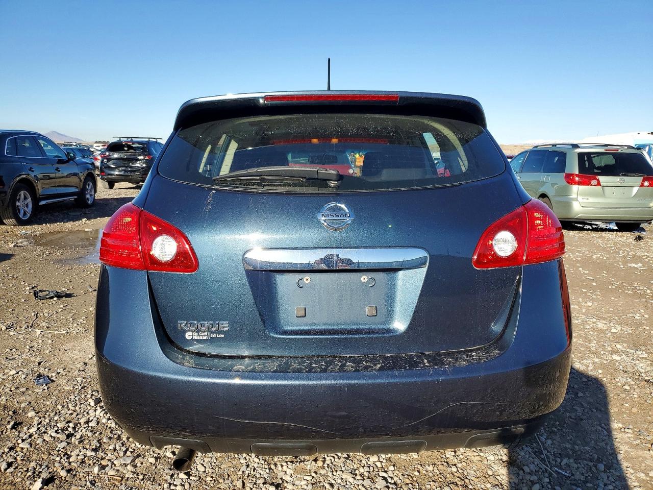 2013 NISSAN ROGUE S photo 6