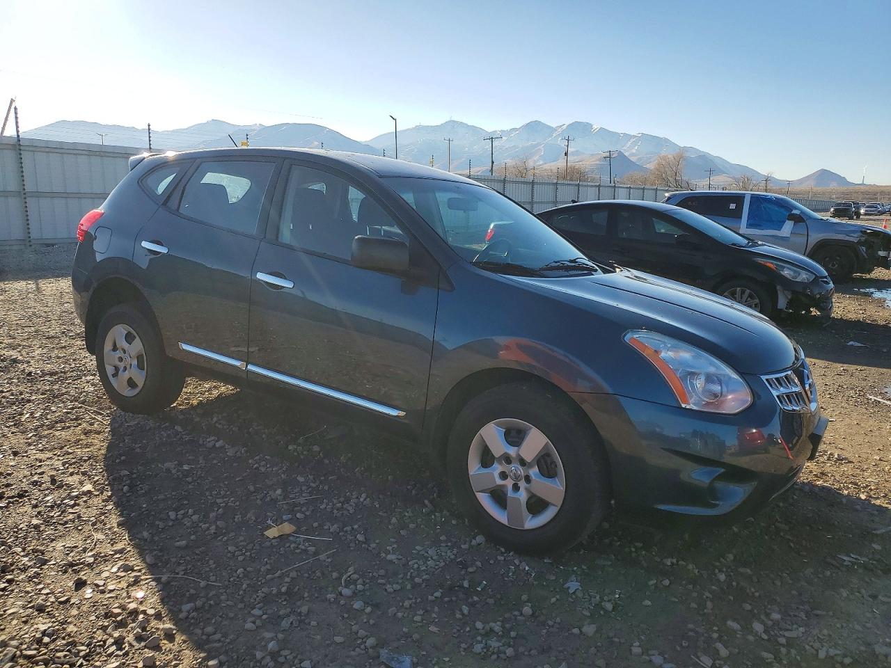 2013 NISSAN ROGUE S photo 4