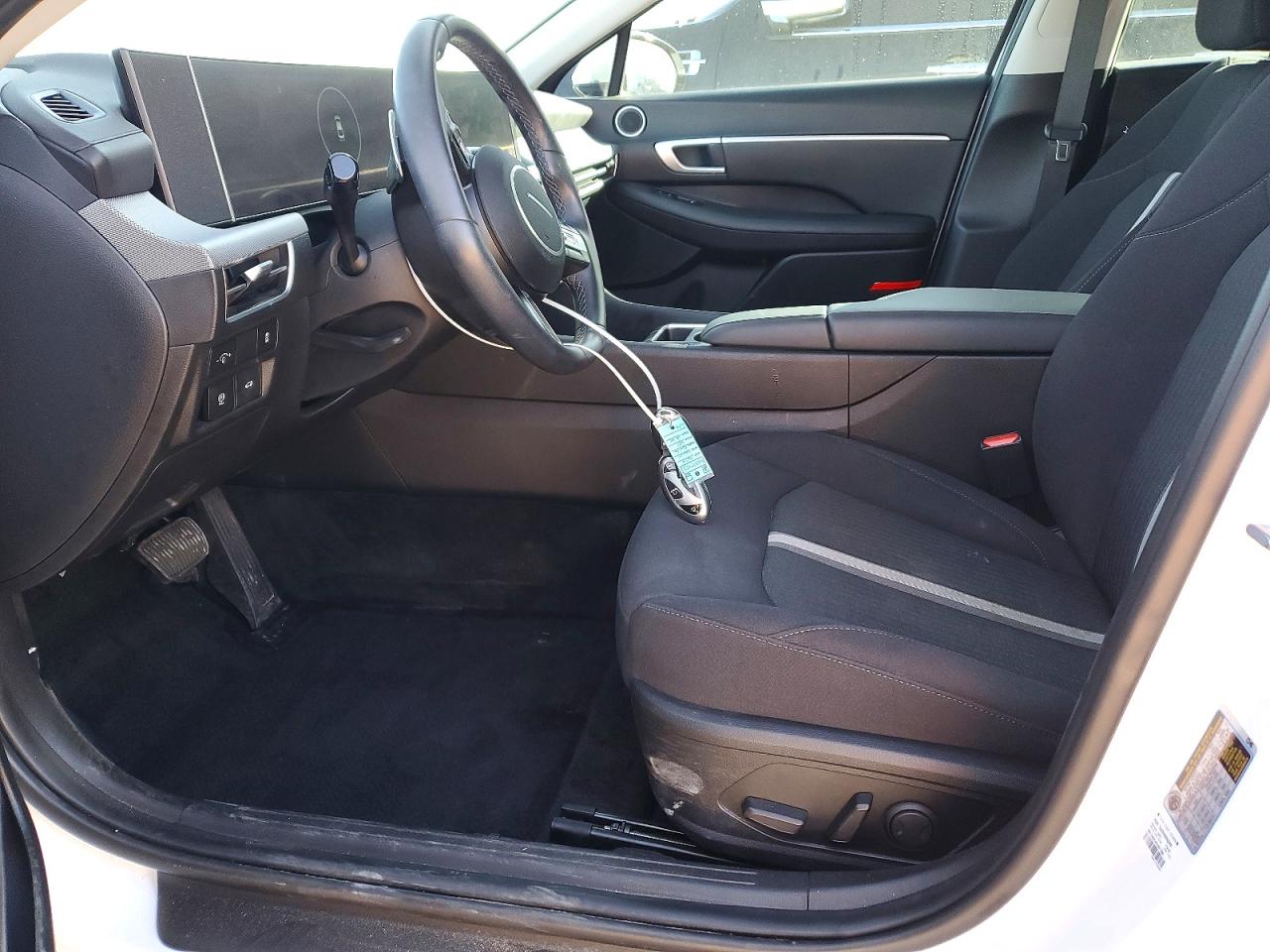 2024 HYUNDAI SONATA SEL photo 7