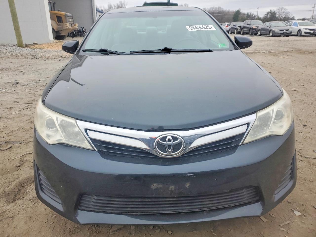 2012 TOYOTA CAMRY LE photo 9