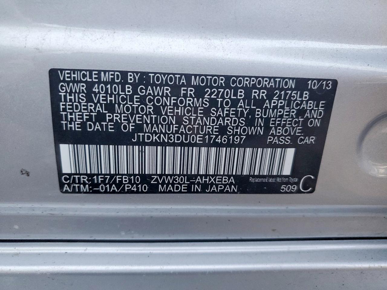 2014 TOYOTA PRIUS photo 12
