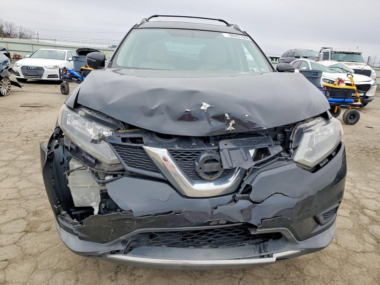2016 NISSAN ROGUE S photo 5