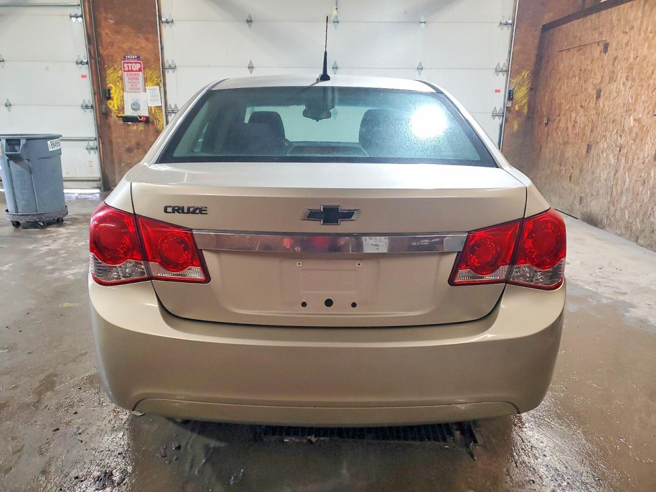 2013 CHEVROLET CRUZE LS photo 6