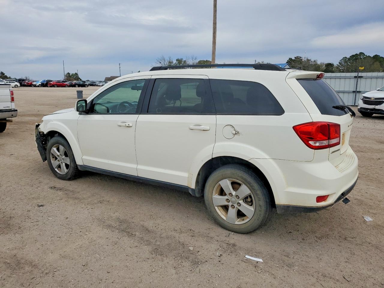 2012 DODGE JOURNEY SXT photo 2