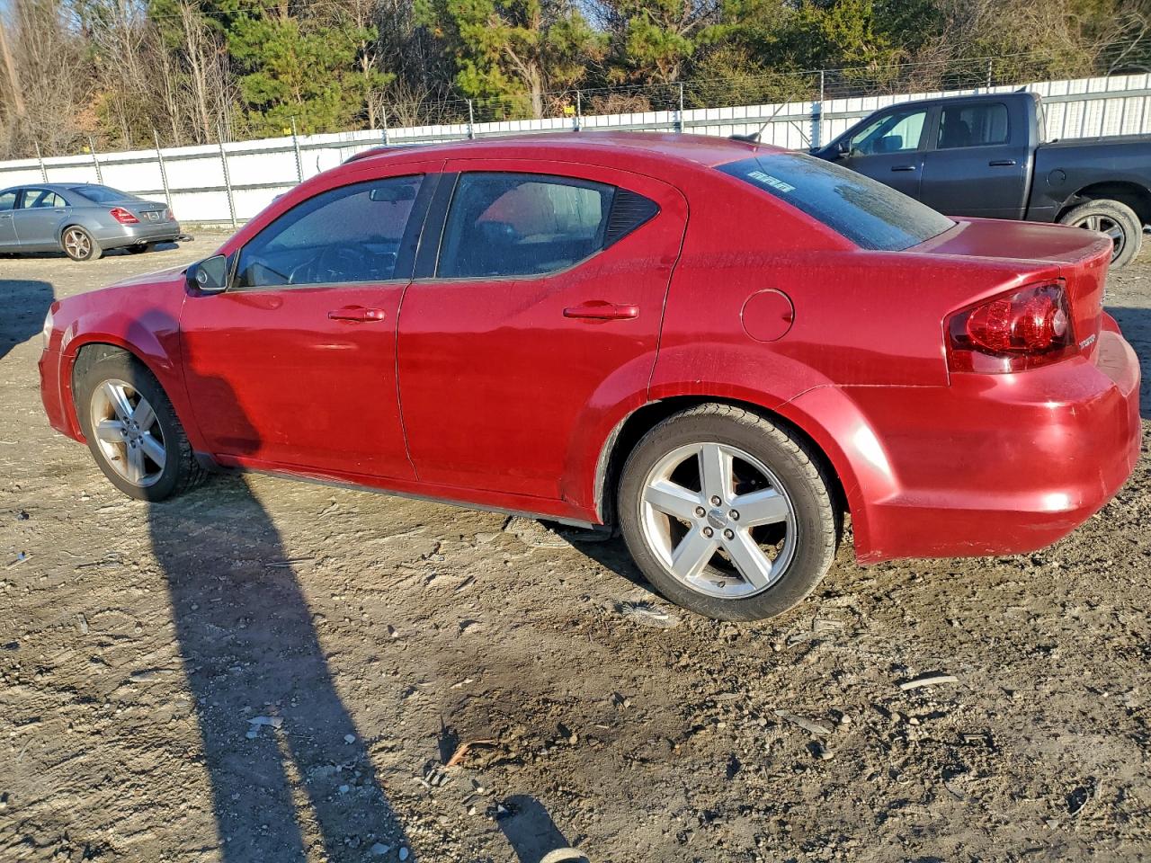 2013 DODGE AVENGER SE photo 2