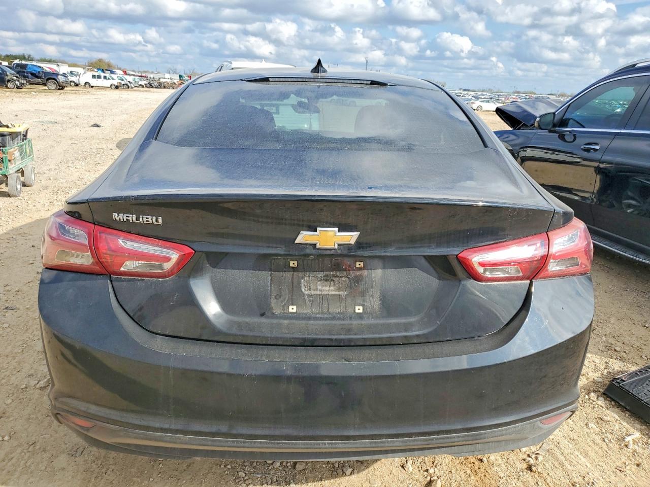 2022 CHEVROLET MALIBU LT photo 6