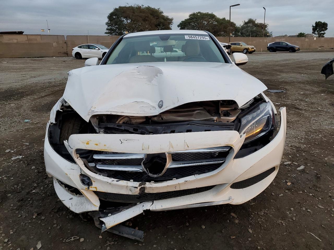 2015 MERCEDES-BENZ C 300 photo 9