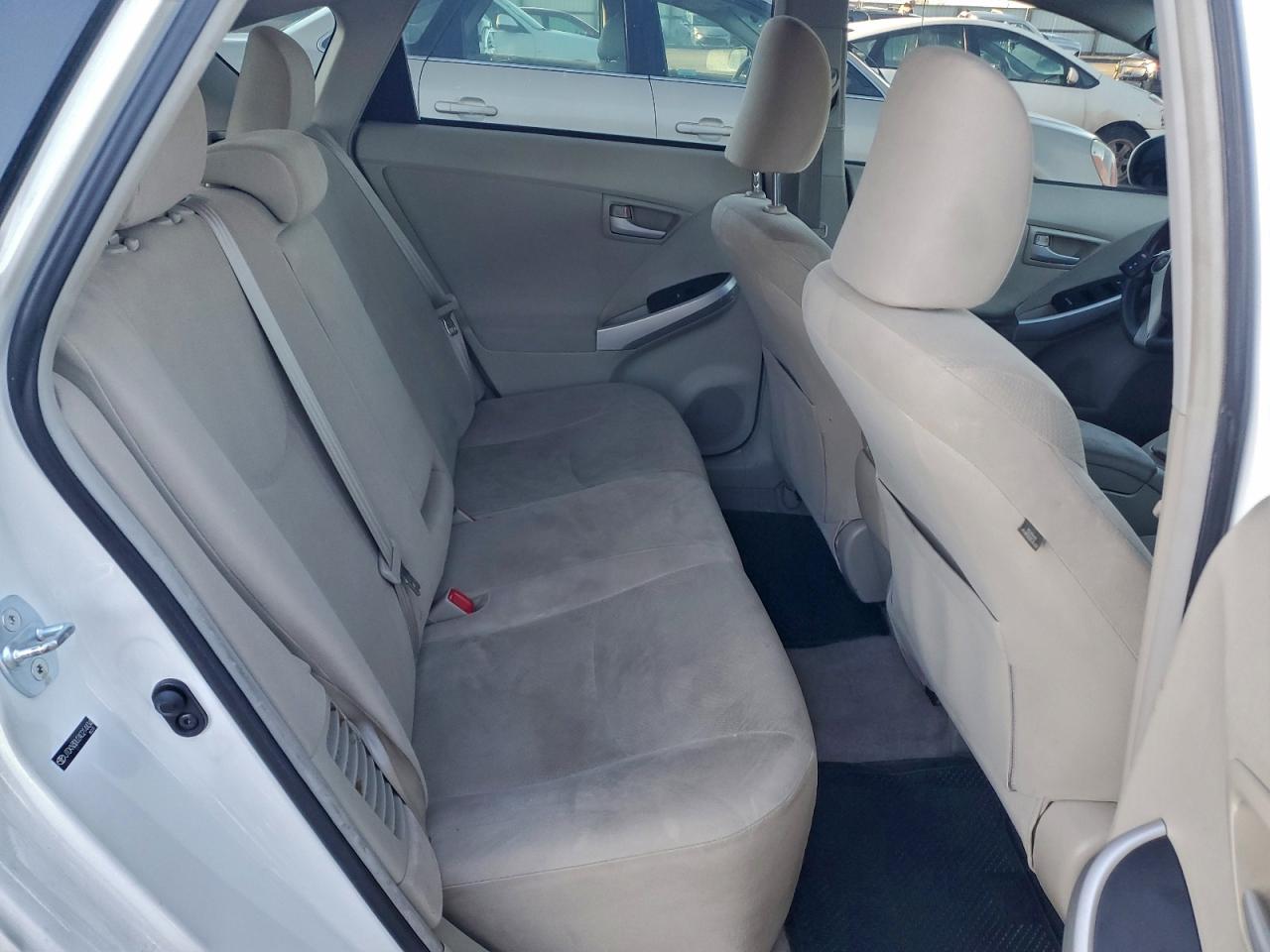 2010 TOYOTA PRIUS photo 28