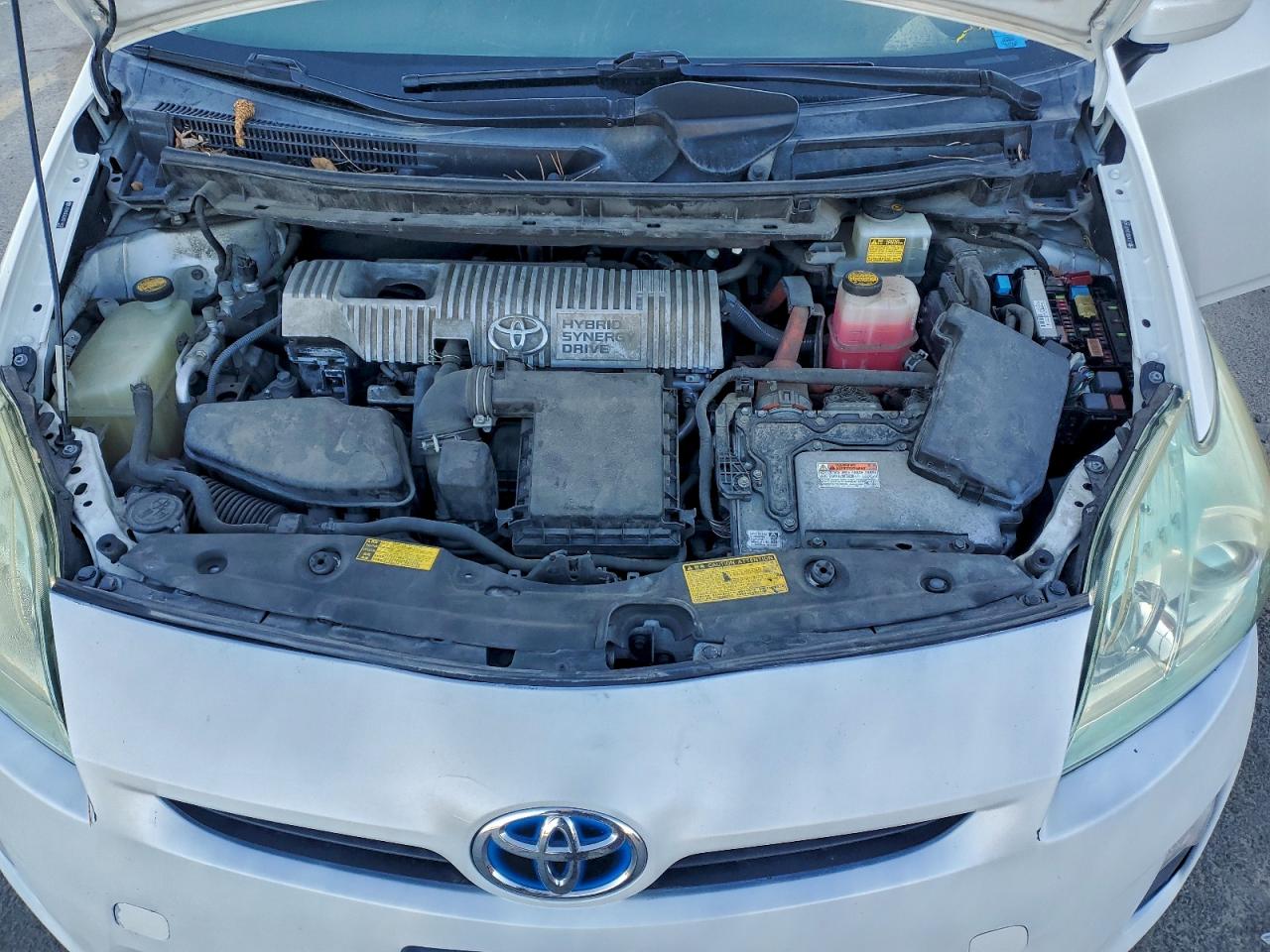 2010 TOYOTA PRIUS photo 31