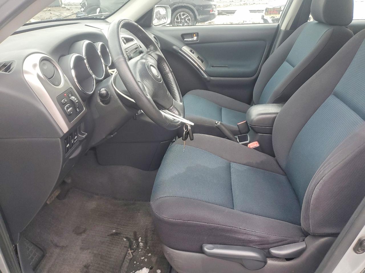 2005 TOYOTA COROLLA MATRIX BASE photo 7