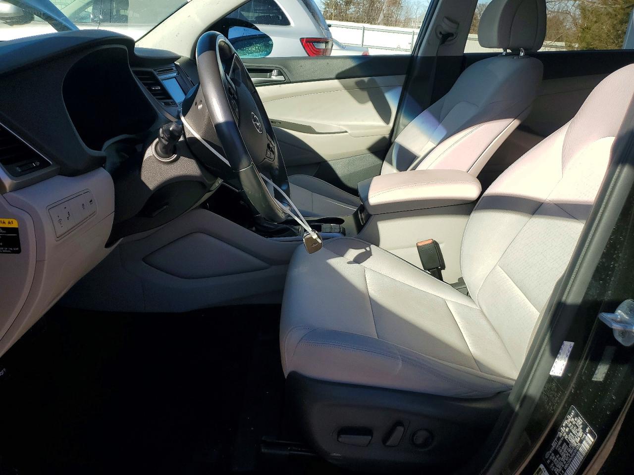 2017 HYUNDAI TUCSON LIMITED photo 13