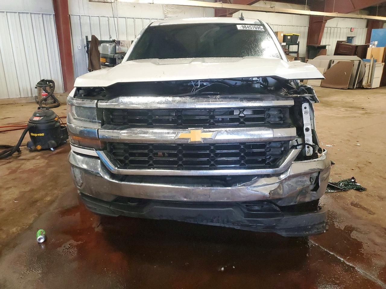 2016 CHEVROLET SILVERADO K1500 LT photo 5