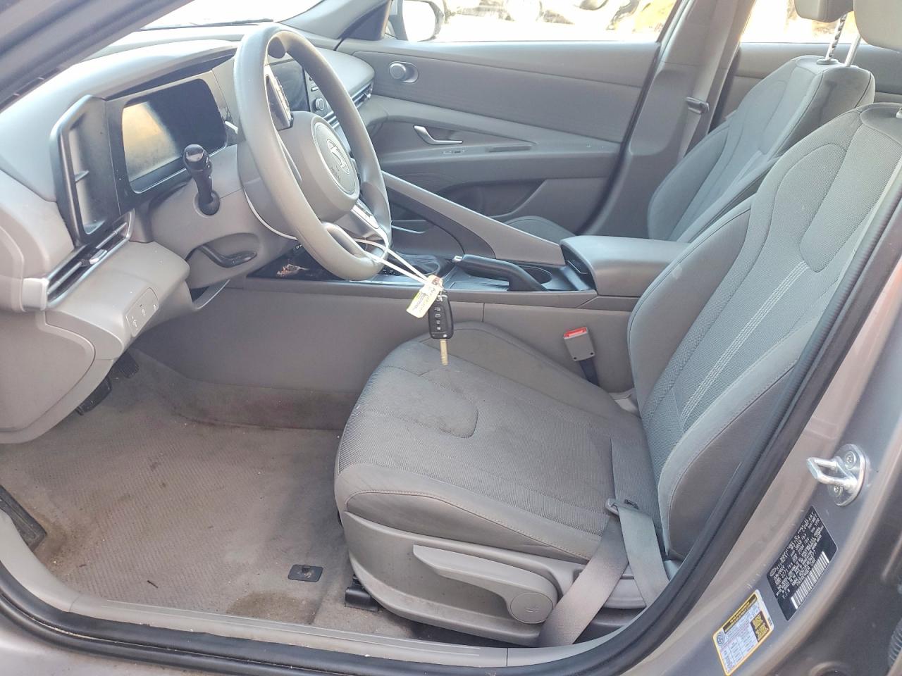 2024 HYUNDAI ELANTRA SE photo 19