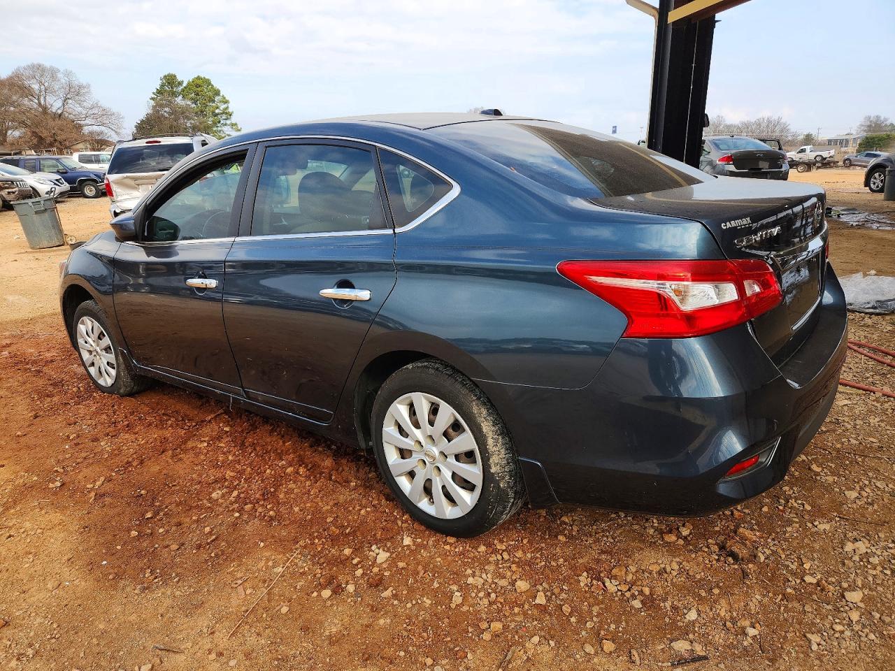 2016 NISSAN SENTRA S photo 3