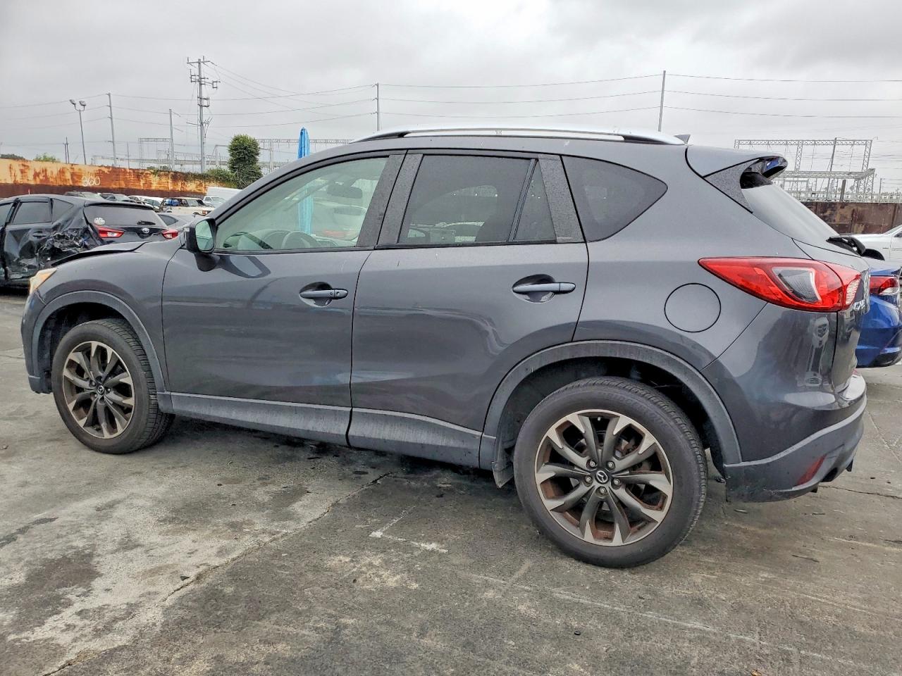 2016 MAZDA CX-5 GT photo 2