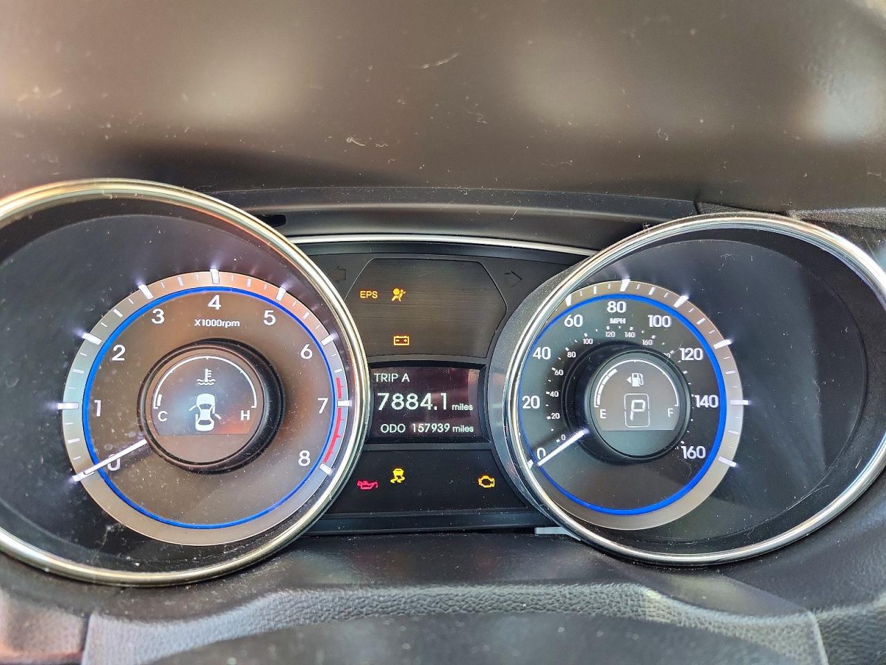 2011 HYUNDAI SONATA SE photo 17