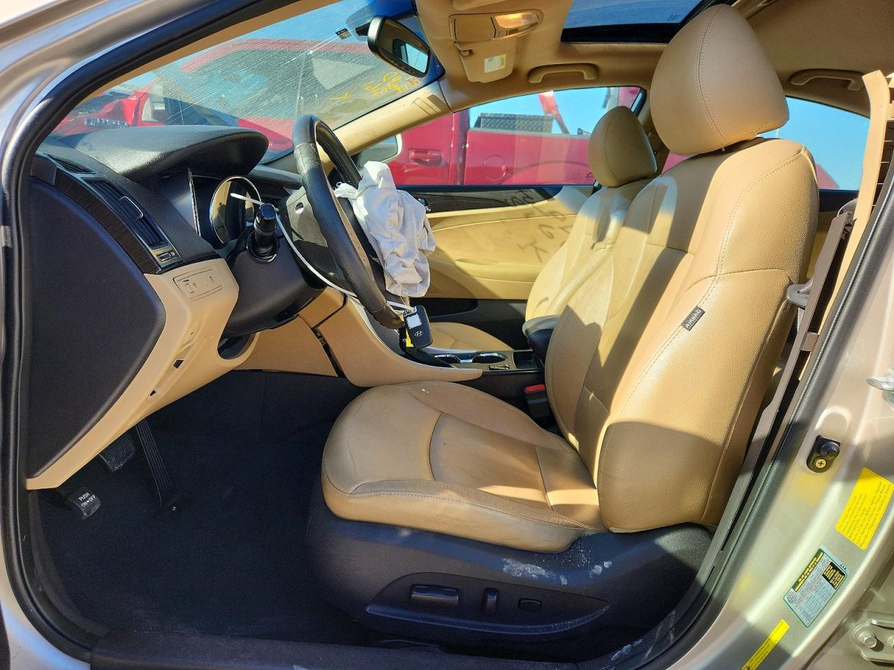 2011 HYUNDAI SONATA SE photo 13