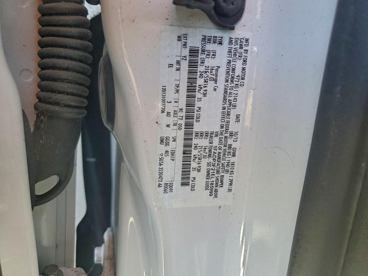 2014 FORD FOCUS SE photo 12