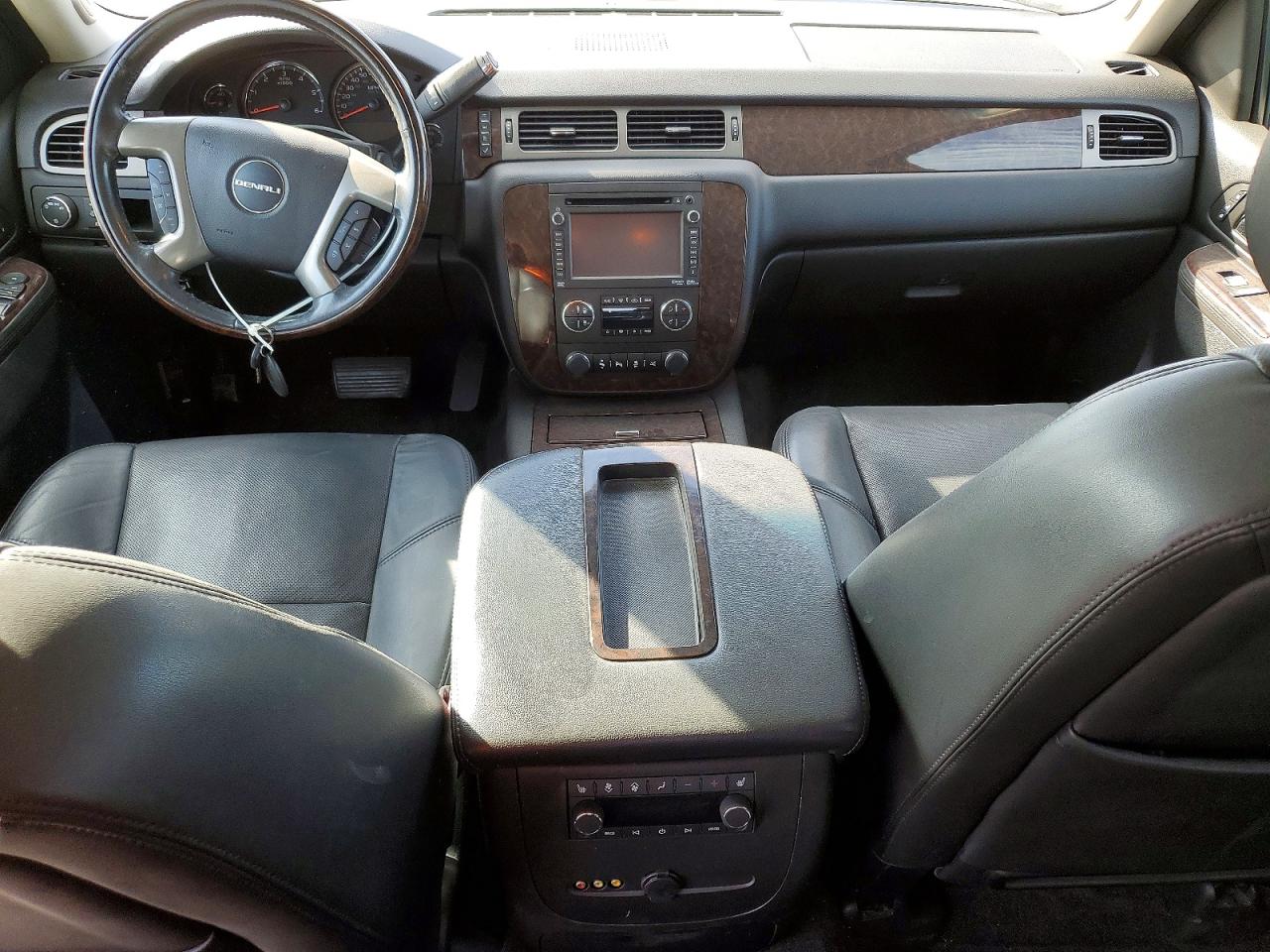 2014 GMC YUKON XL DENALI photo 8