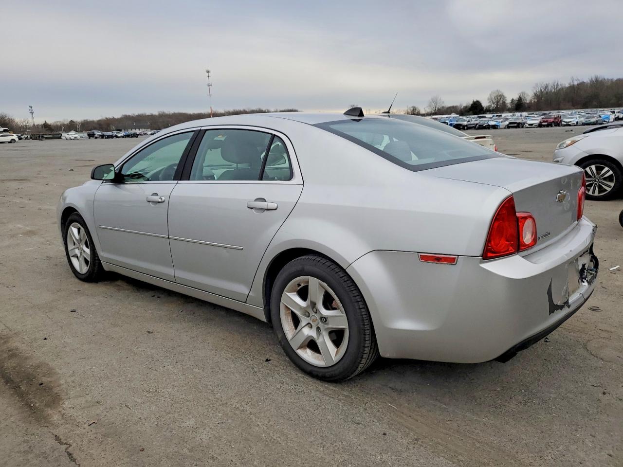 2012 CHEVROLET MALIBU LS photo 3