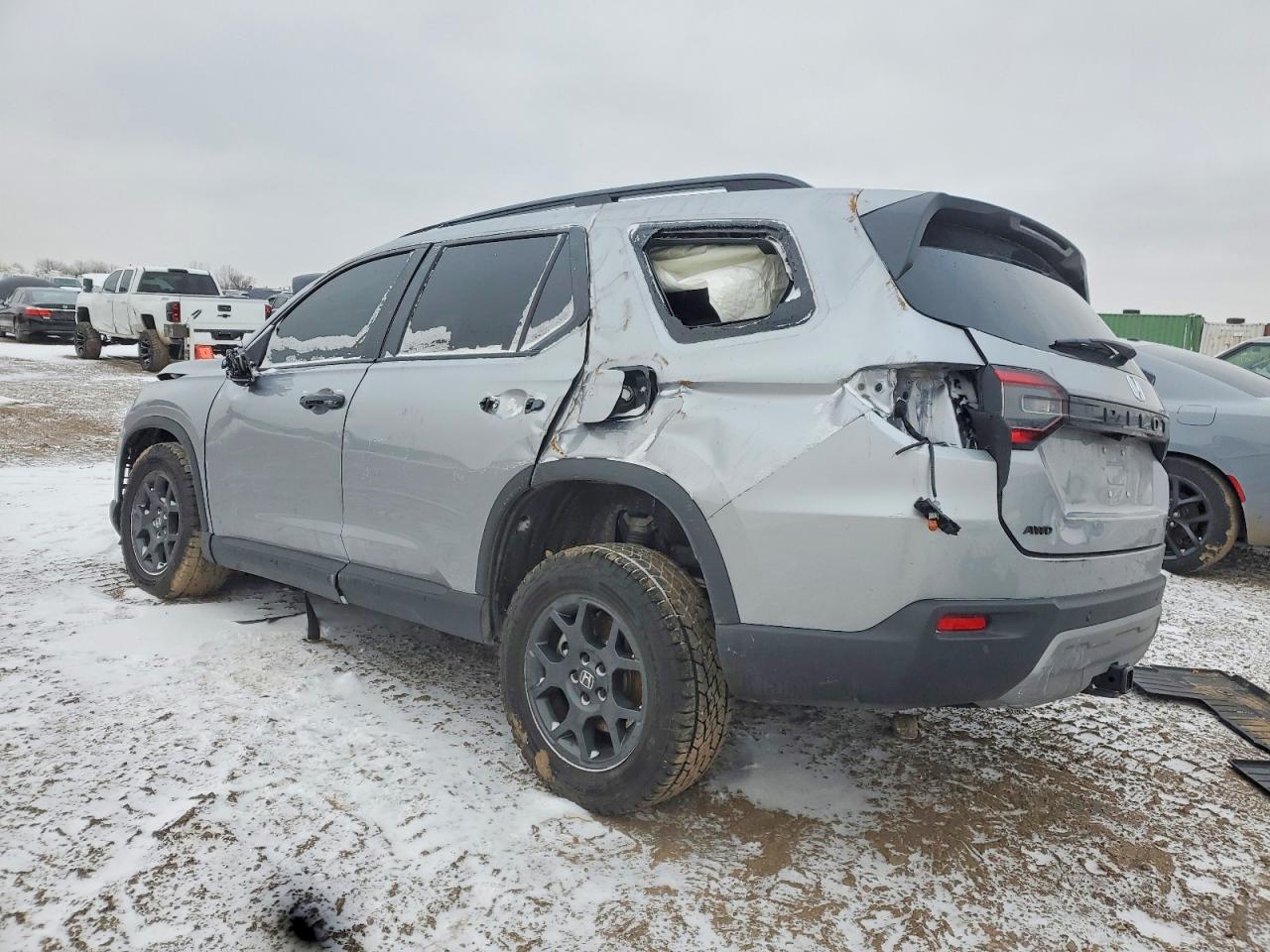 2025 HONDA PILOT TRAILSPORT photo 2