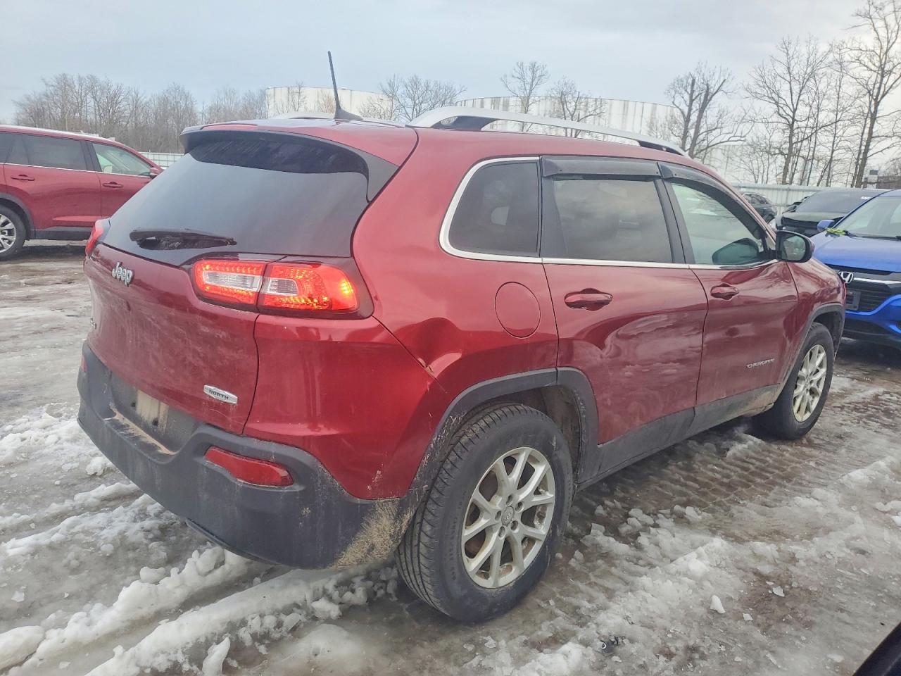 2017 JEEP CHEROKEE LATITUDE photo 3