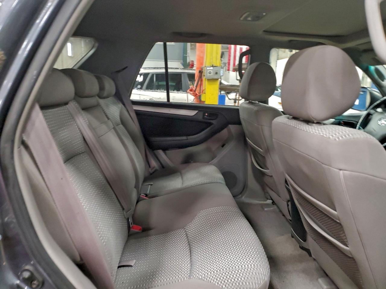 2006 TOYOTA 4RUNNER SR5 photo 11