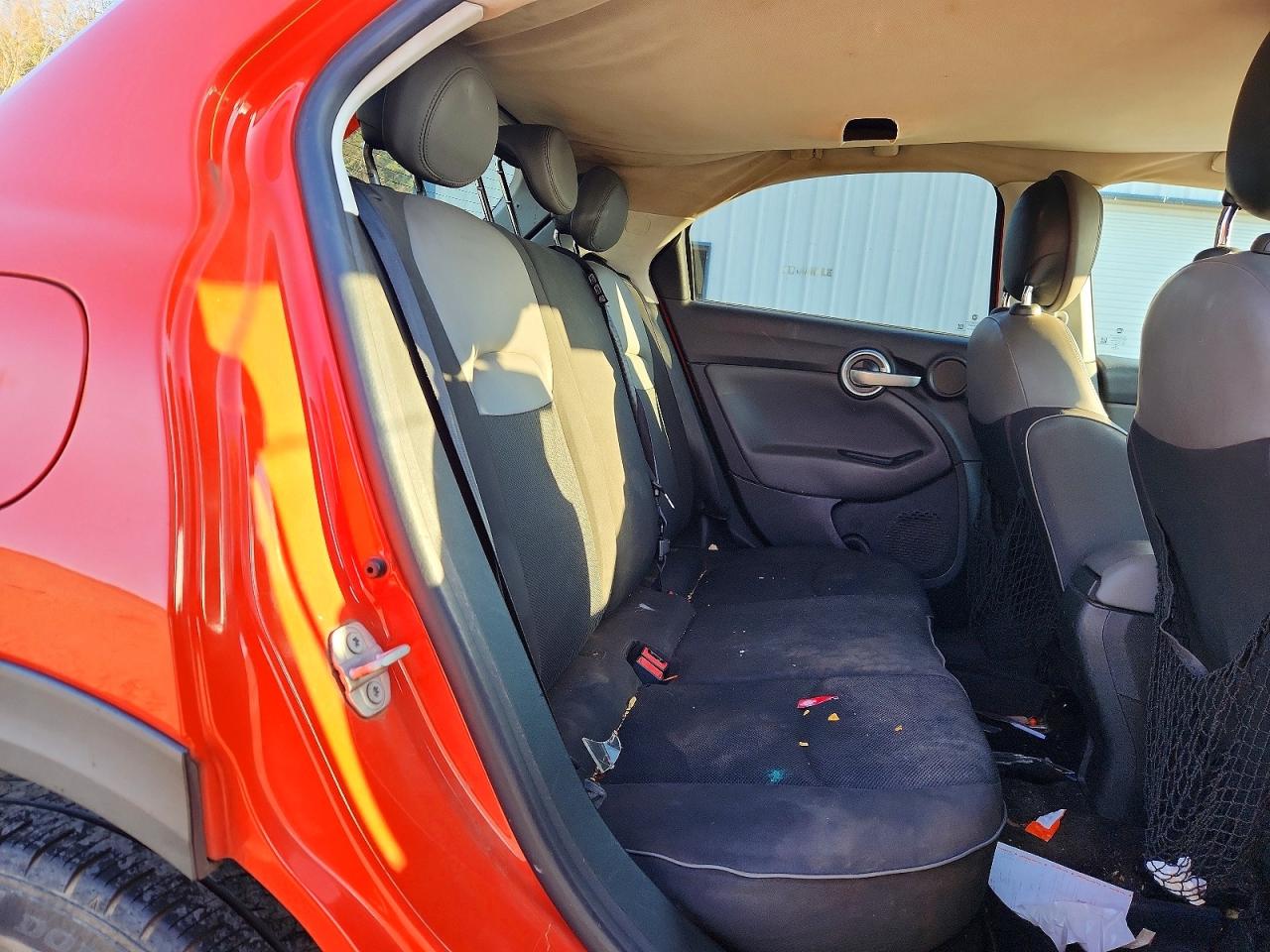 2016 FIAT 500X EASY photo 28
