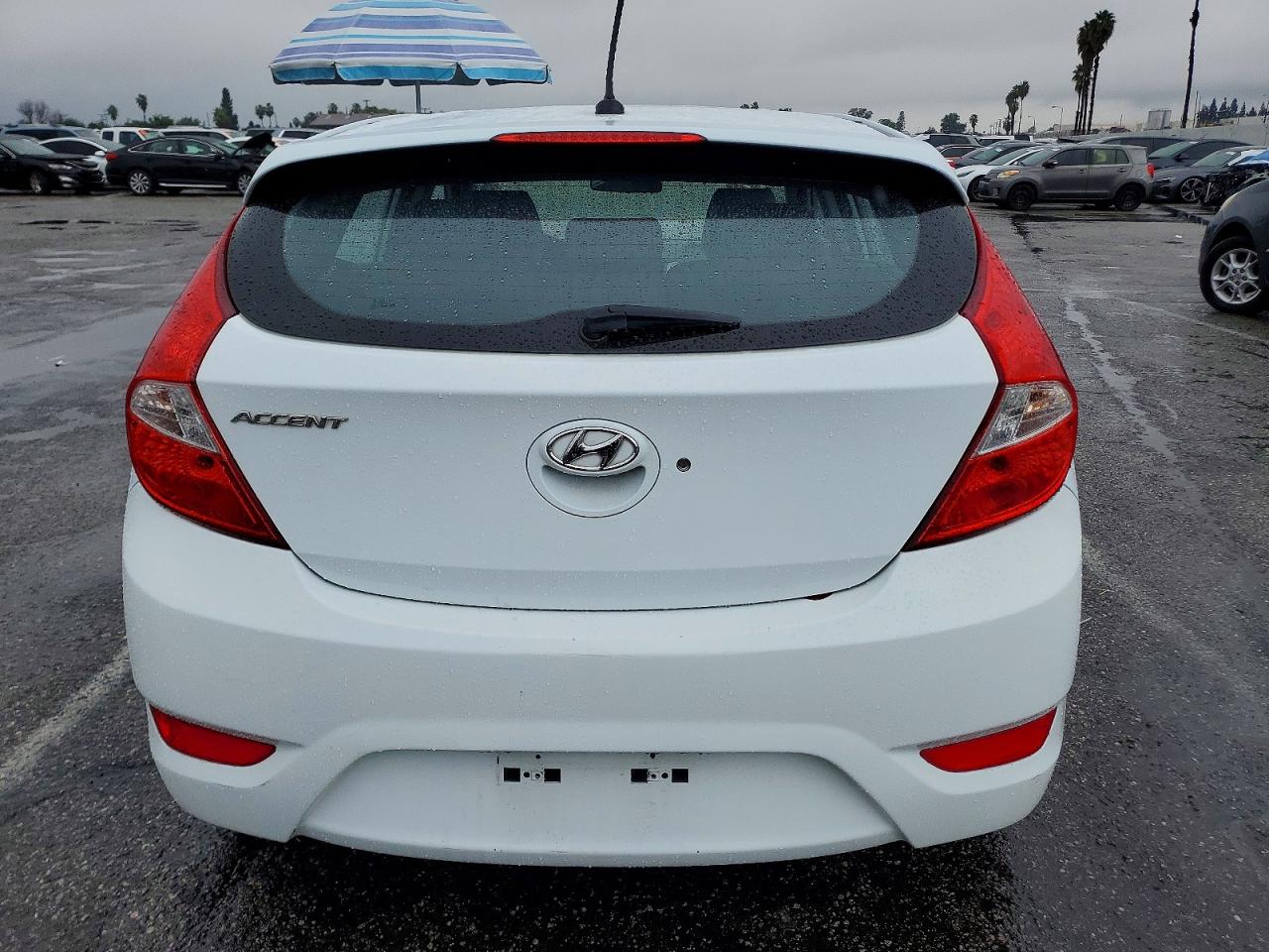 2015 HYUNDAI ACCENT GLS photo 6