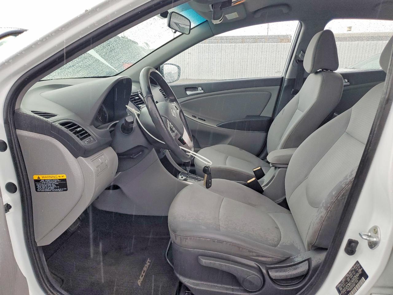 2015 HYUNDAI ACCENT GLS photo 7