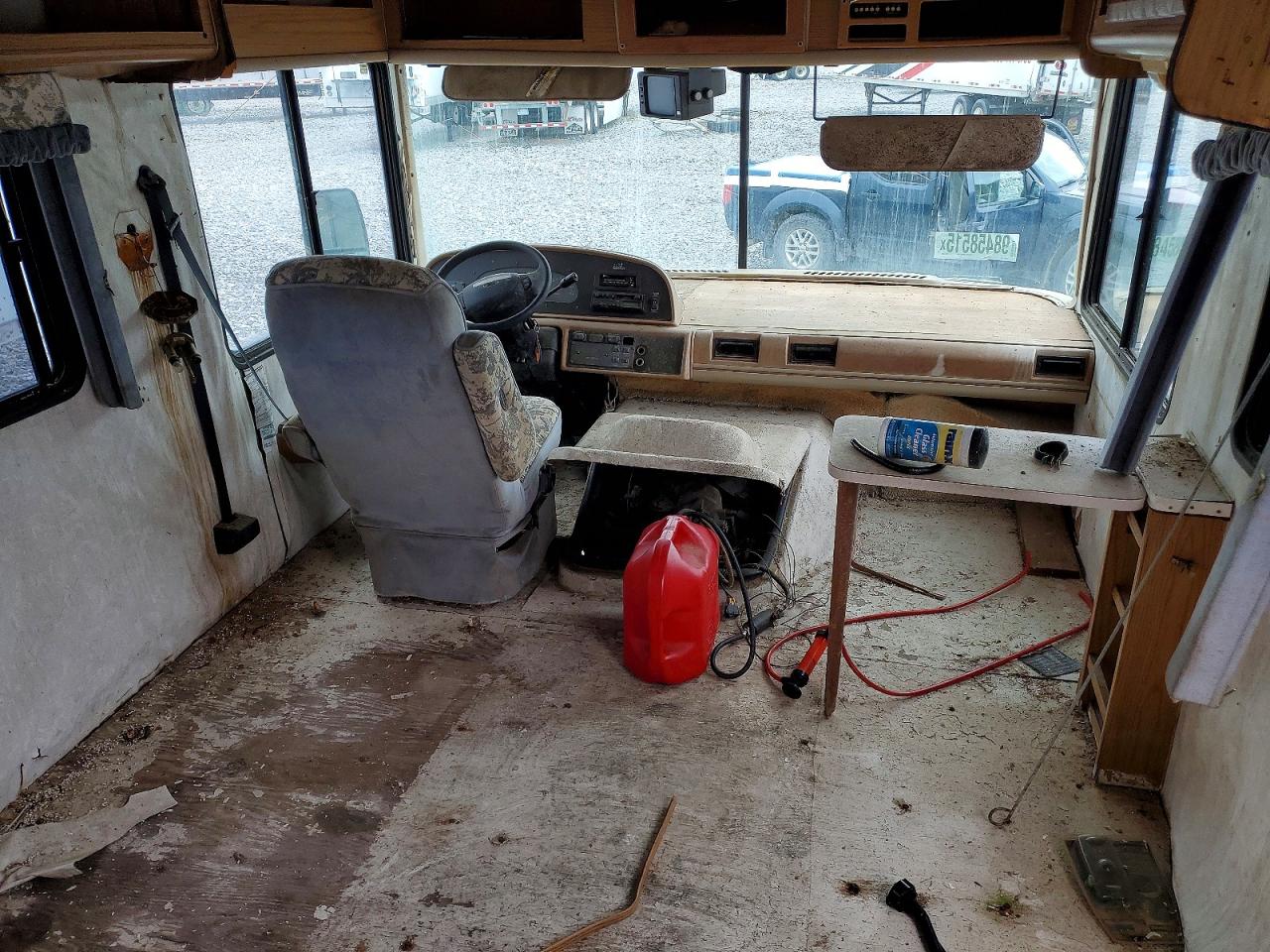 1999 FORD F550 SUPER DUTY STRIPPED CHASSIS photo 5
