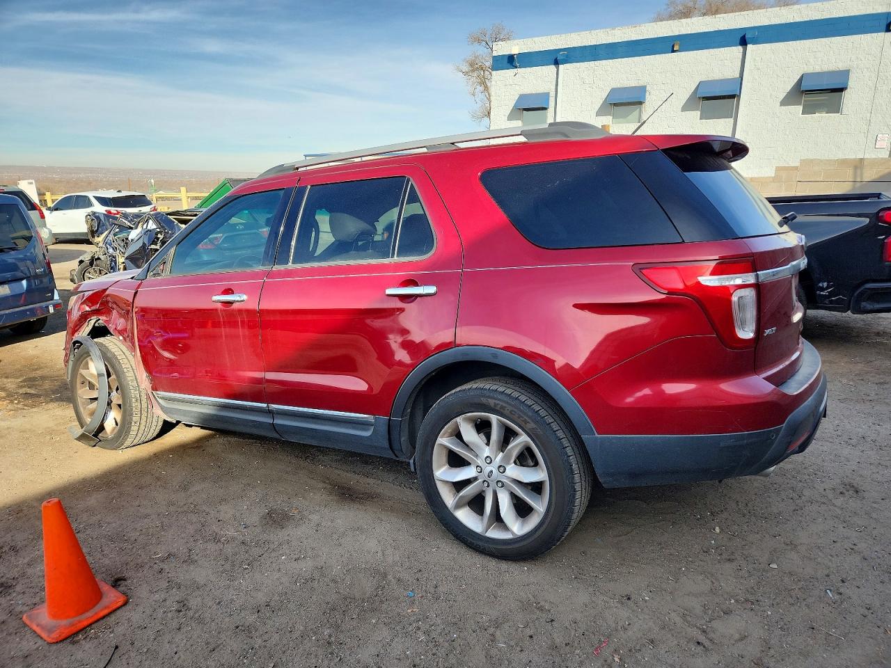 2013 FORD EXPLORER XLT photo 3